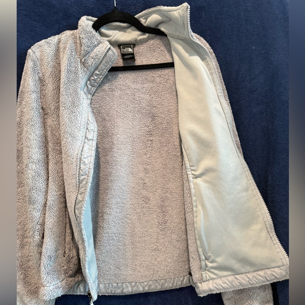 The North Face Women’s Gray Fleece Jacket - Picture 5 of 9